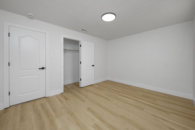 2033 Superior St, Stockton, CA 95206