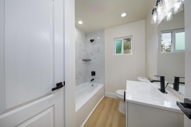 2033 Superior St, Stockton, CA 95206