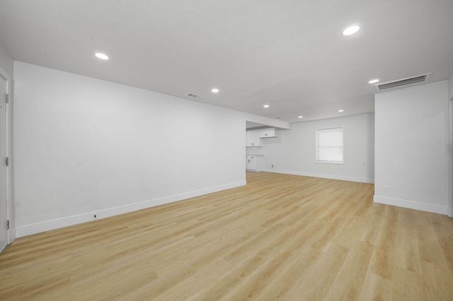 2033 Superior St, Stockton, CA 95206