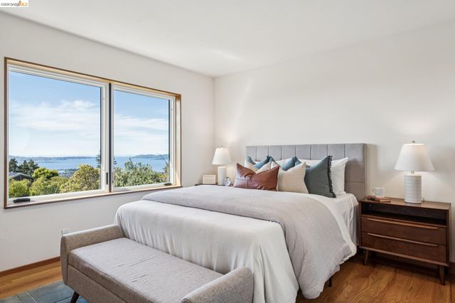 20 Stevenson Ave., Berkeley, CA 94708