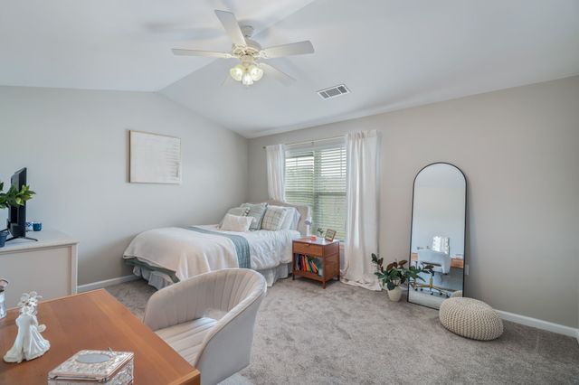 1105 Tree Top Way Apt 1723, Knoxville, TN 37920