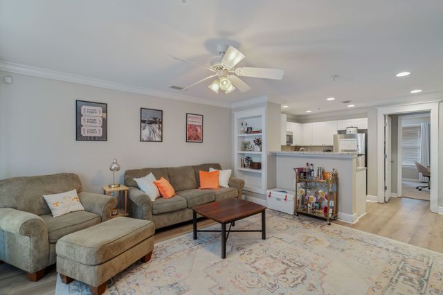 1105 Tree Top Way Apt 1723, Knoxville, TN 37920