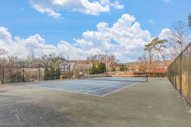 1105 Tree Top Way Apt 1723, Knoxville, TN 37920