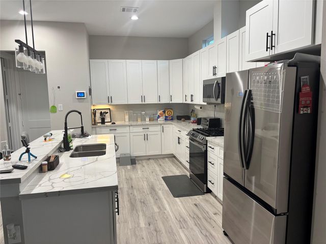 6831 Paris Street, Houston, TX 77021