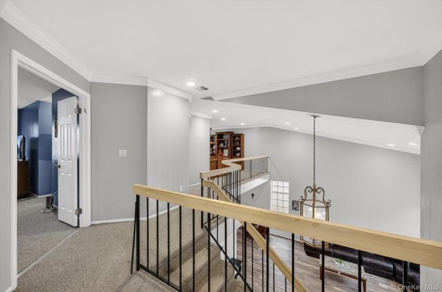 27 Hamlet Drive, Commack, NY 11725