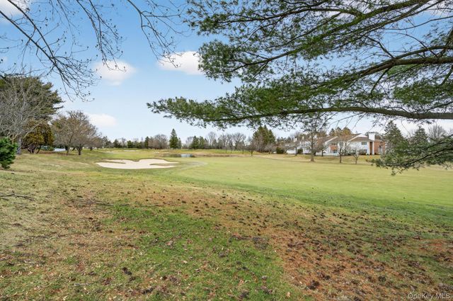 27 Hamlet Drive, Commack, NY 11725