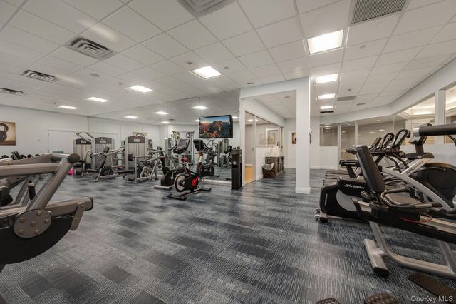 27 Hamlet Drive, Commack, NY 11725