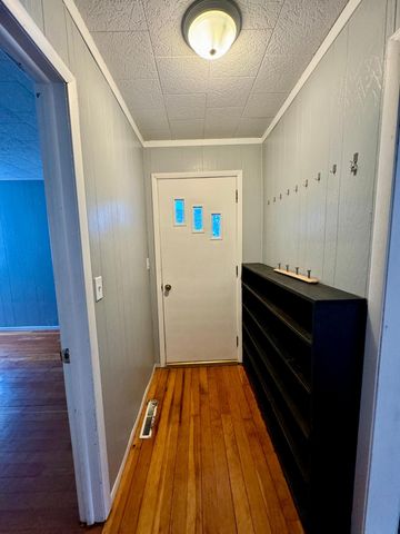 810 2nd Street NE, Roseau, MN 56751