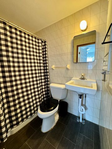 810 2nd Street NE, Roseau, MN 56751