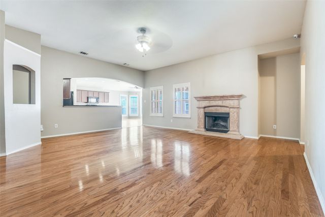 1501 Millbrook Drive, Midlothian, TX 76065