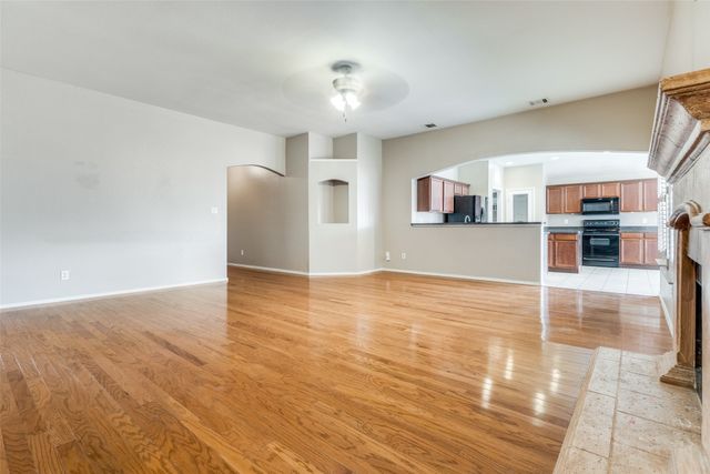 1501 Millbrook Drive, Midlothian, TX 76065