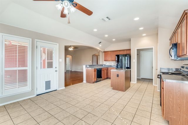 1501 Millbrook Drive, Midlothian, TX 76065