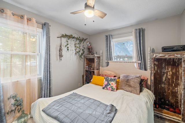 2503 E 24th Street, Des Moines, IA 50317