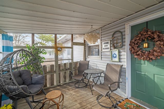 2503 E 24th Street, Des Moines, IA 50317