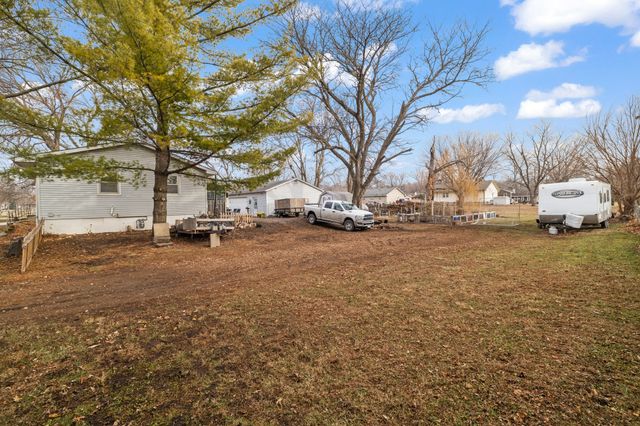 2503 E 24th Street, Des Moines, IA 50317