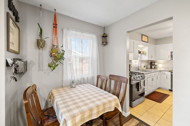 2503 E 24th Street, Des Moines, IA 50317