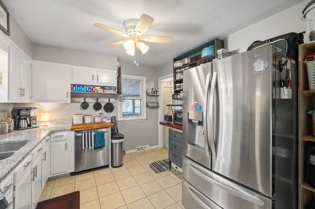 2503 E 24th Street, Des Moines, IA 50317