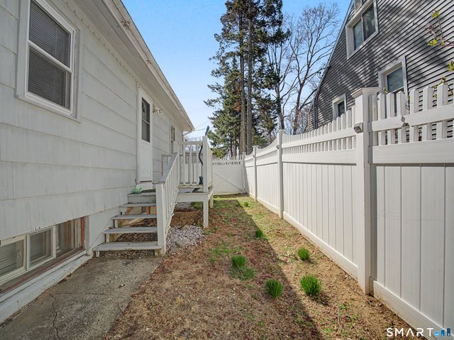 6 Windy Hill Road, Milford, CT 06460