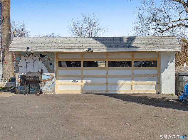 6 Windy Hill Road, Milford, CT 06460