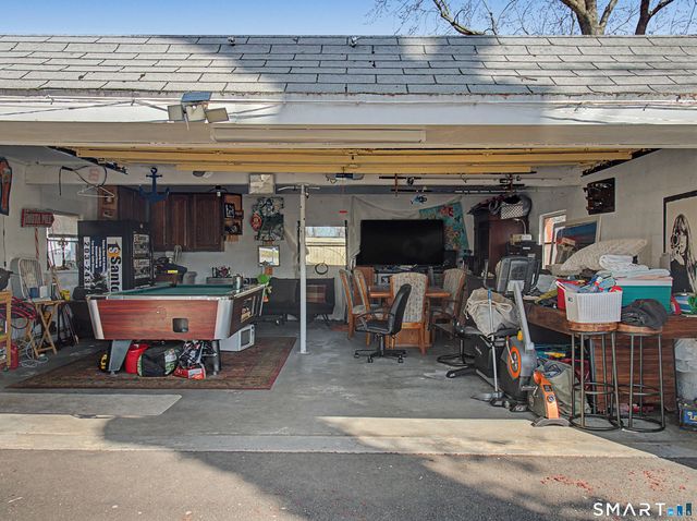 6 Windy Hill Road, Milford, CT 06460