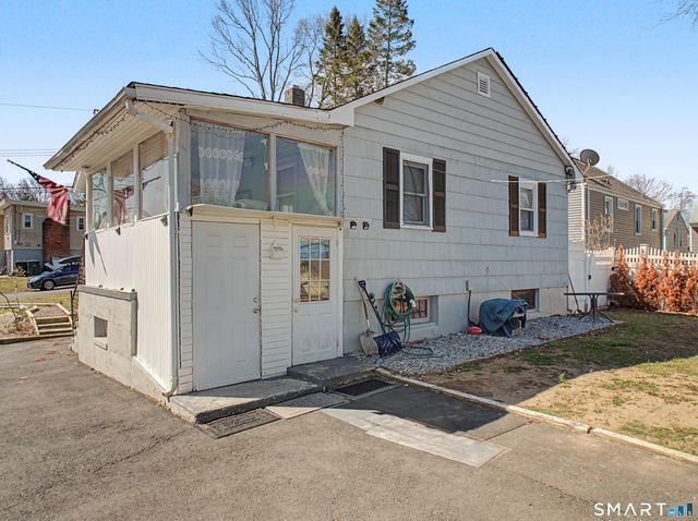 6 Windy Hill Road, Milford, CT 06460