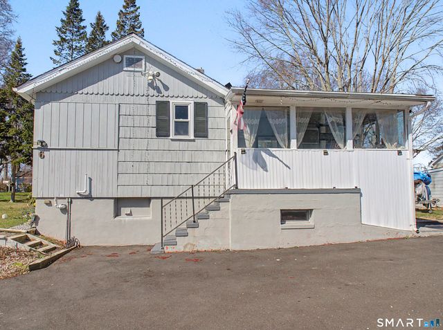 6 Windy Hill Road, Milford, CT 06460