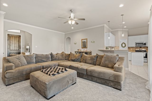 128 Acasia Street, Godley, TX 76044