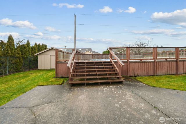 425 Rosewood Drive, Buckley, WA 98321