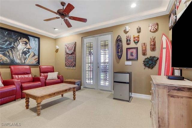 1859 Ivory Cane PT, Naples, FL 34119