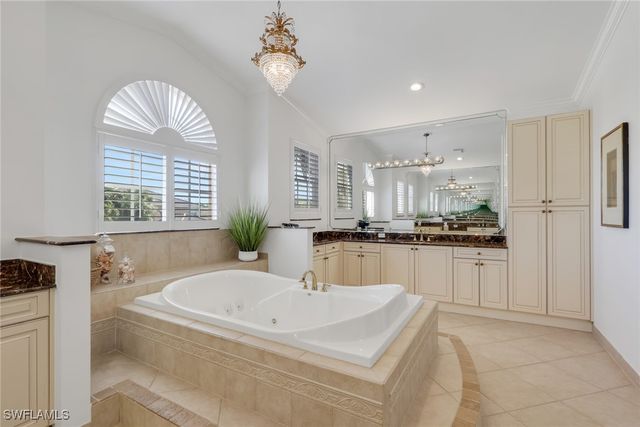 1859 Ivory Cane PT, Naples, FL 34119
