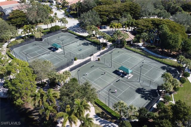 1859 Ivory Cane PT, Naples, FL 34119