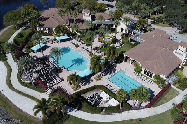 1859 Ivory Cane PT, Naples, FL 34119