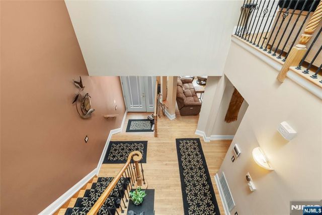 103 Hudson Cove, Edgewater, NJ 07020
