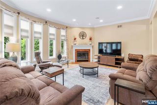 103 Hudson Cove, Edgewater, NJ 07020