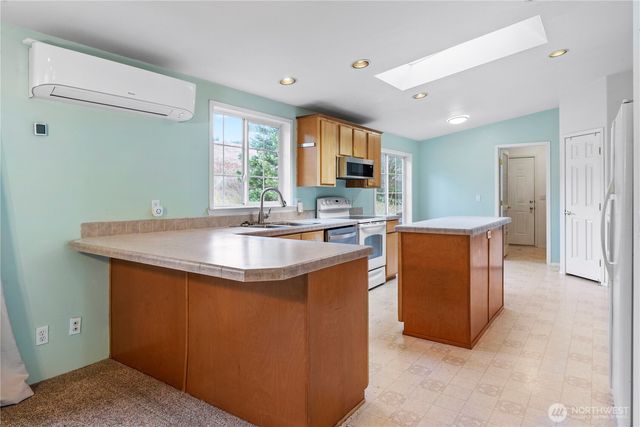 210 Corcoran, Kalama, WA 98625