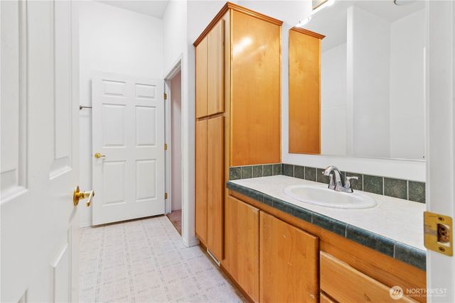 210 Corcoran, Kalama, WA 98625