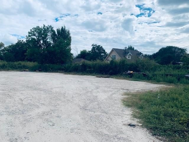 9018 Blueberry Lane, Houston, TX 77049