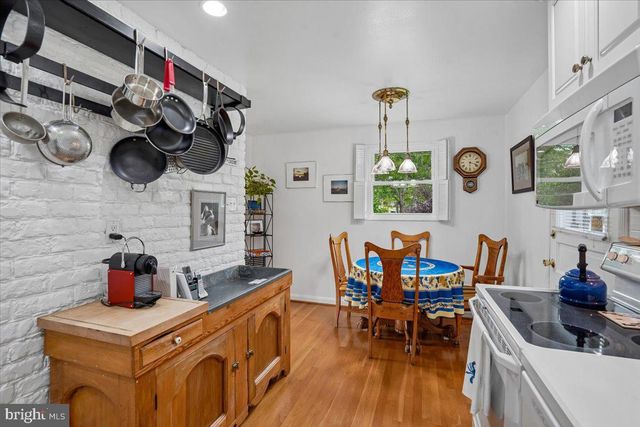 11101 ORLEANS WAY, Kensington, MD 20895