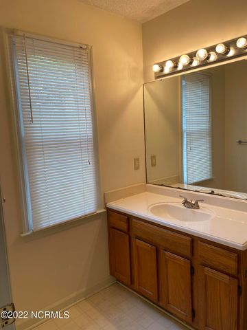 60 Vernon Lane, Pinehurst, NC 28374