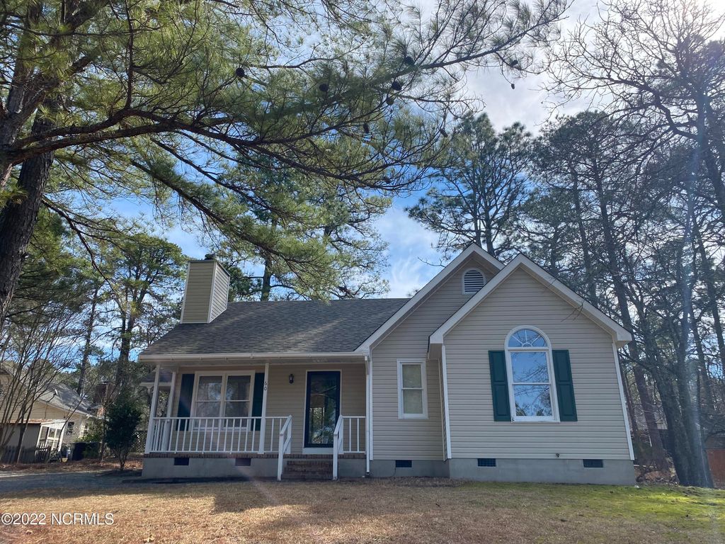 60 Vernon Lane, Pinehurst, NC 28374