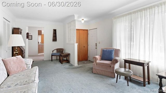 1862 Lakeview Street, Trenton, MI 48183