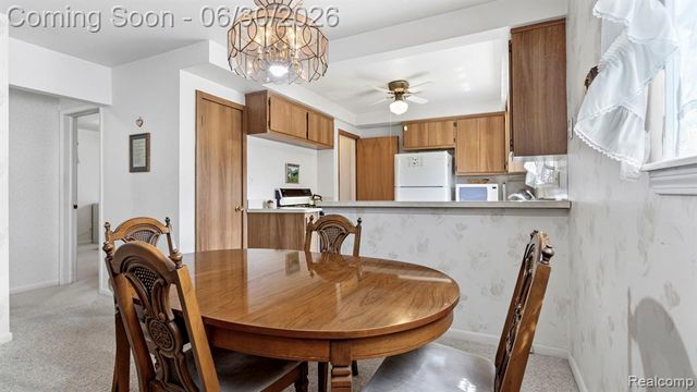 1862 Lakeview Street, Trenton, MI 48183