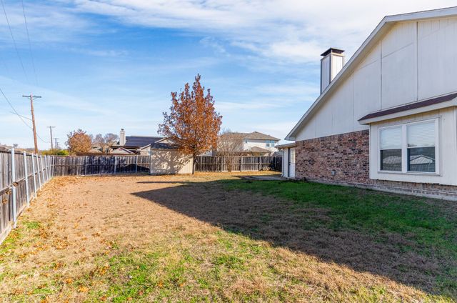 5801 Winell Drive, Garland, TX 75043