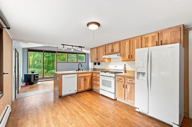 241 Warren Wright Rd, Belchertown, MA 01007