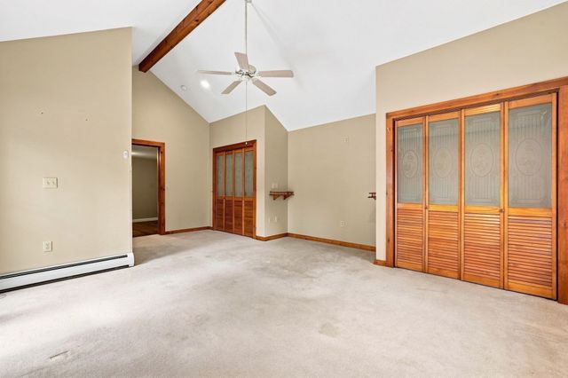 241 Warren Wright Rd, Belchertown, MA 01007