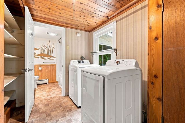 241 Warren Wright Rd, Belchertown, MA 01007