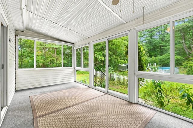 241 Warren Wright Rd, Belchertown, MA 01007