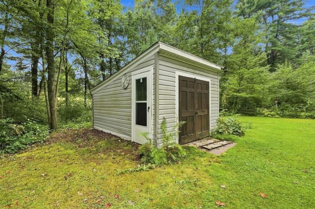 241 Warren Wright Rd, Belchertown, MA 01007
