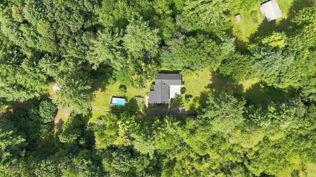 241 Warren Wright Rd, Belchertown, MA 01007