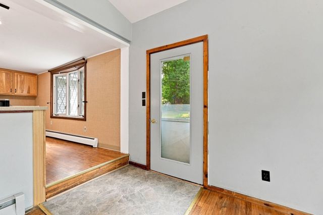 241 Warren Wright Rd, Belchertown, MA 01007